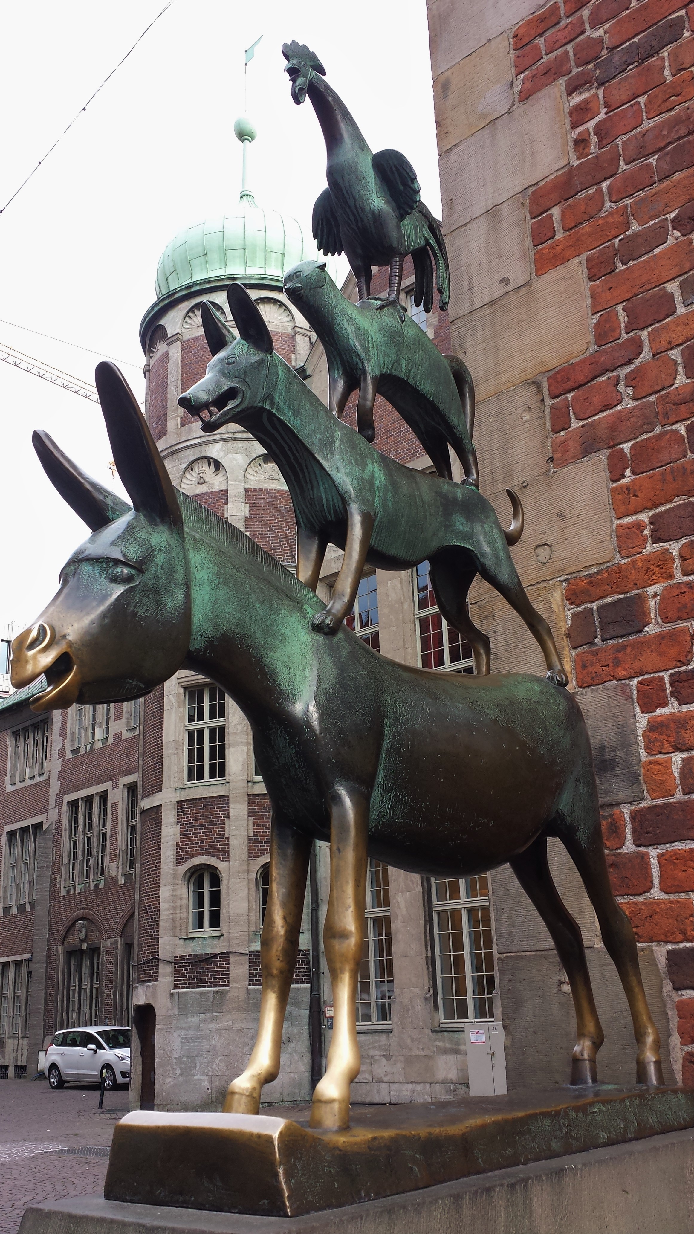 Bremen_Town_Musicians_Statue