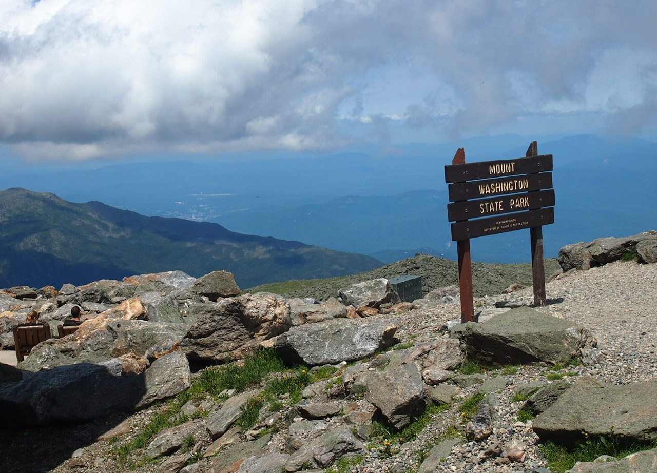 Summit_MountWashington_USA