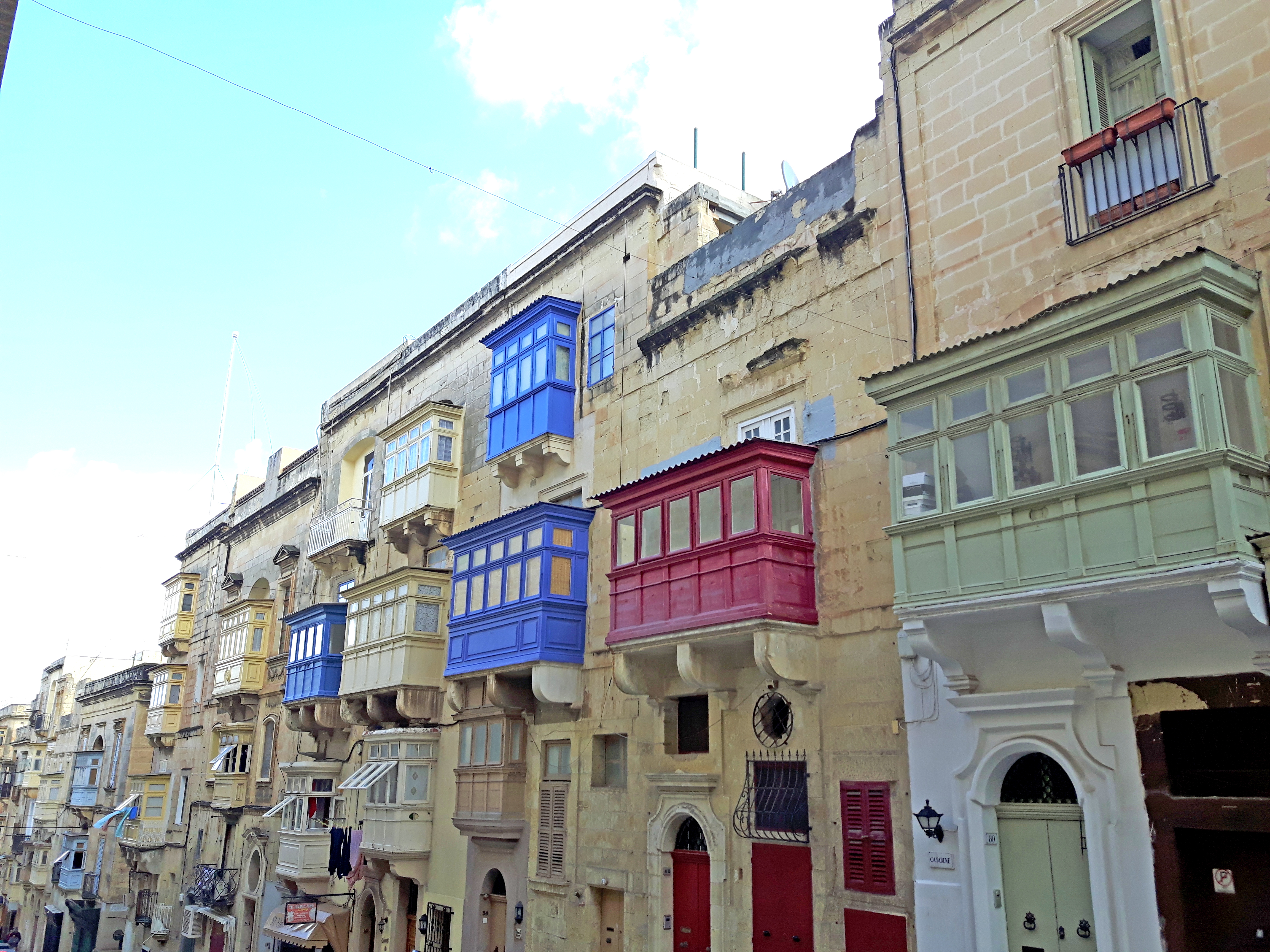 Colourful_Wooden_Balconies_Malta_Europe