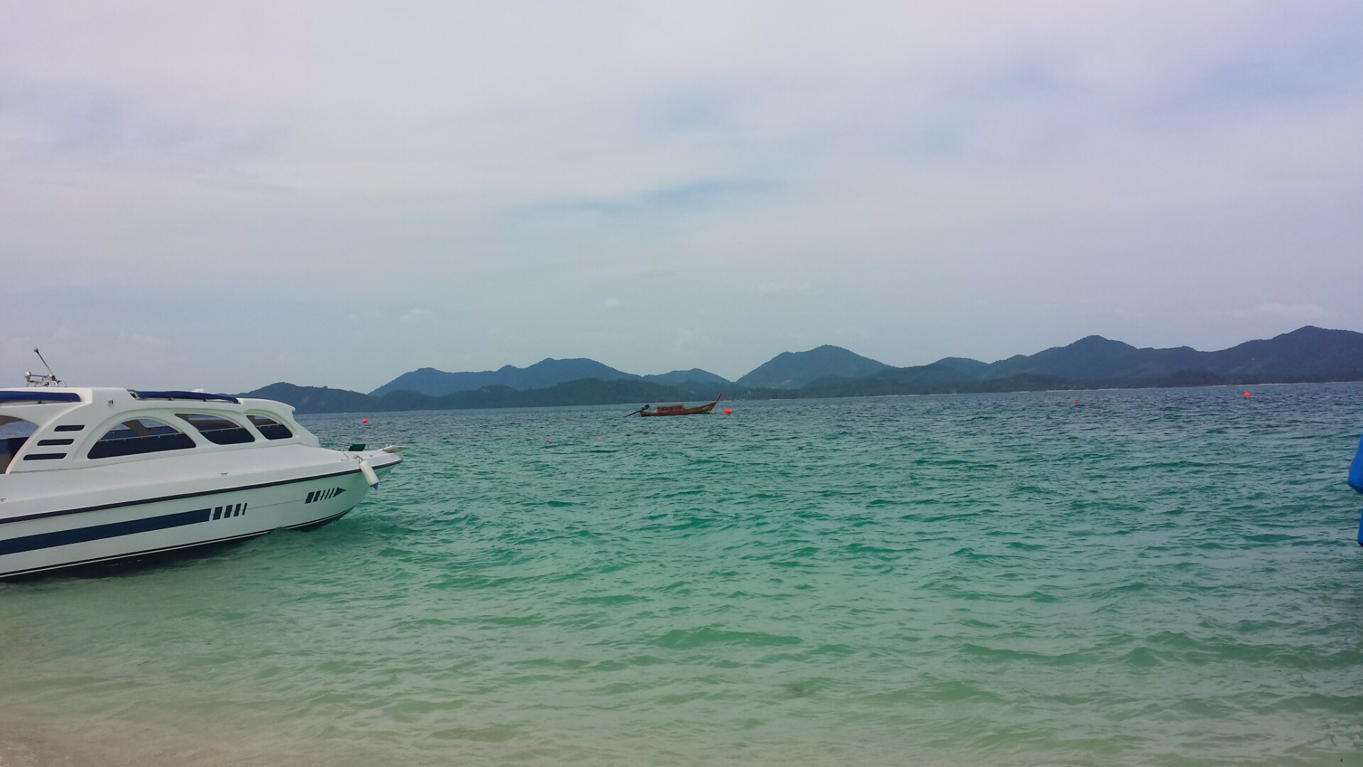 Khai_Islands_Phuket_Thailand