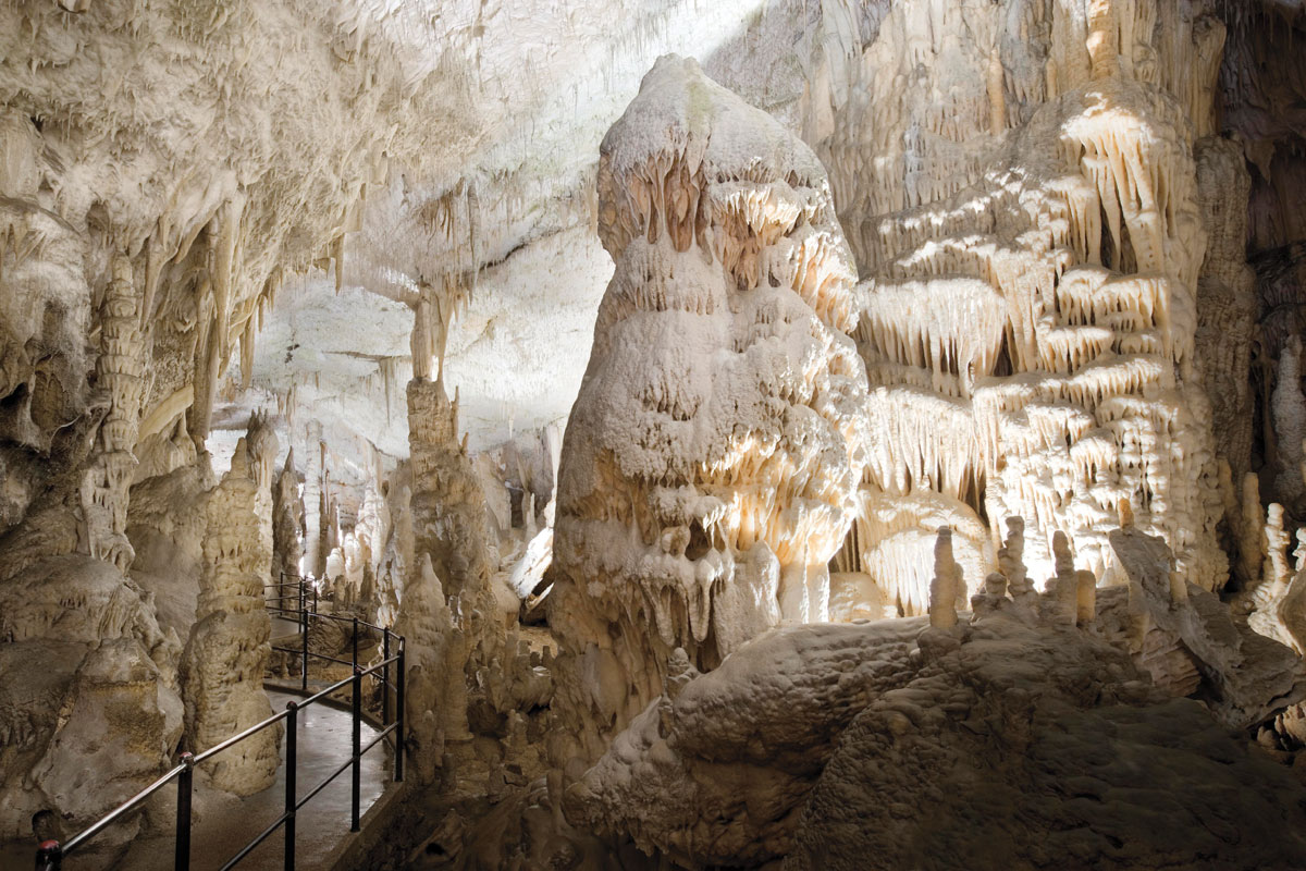 Postojna Yama Caves_Slovenia