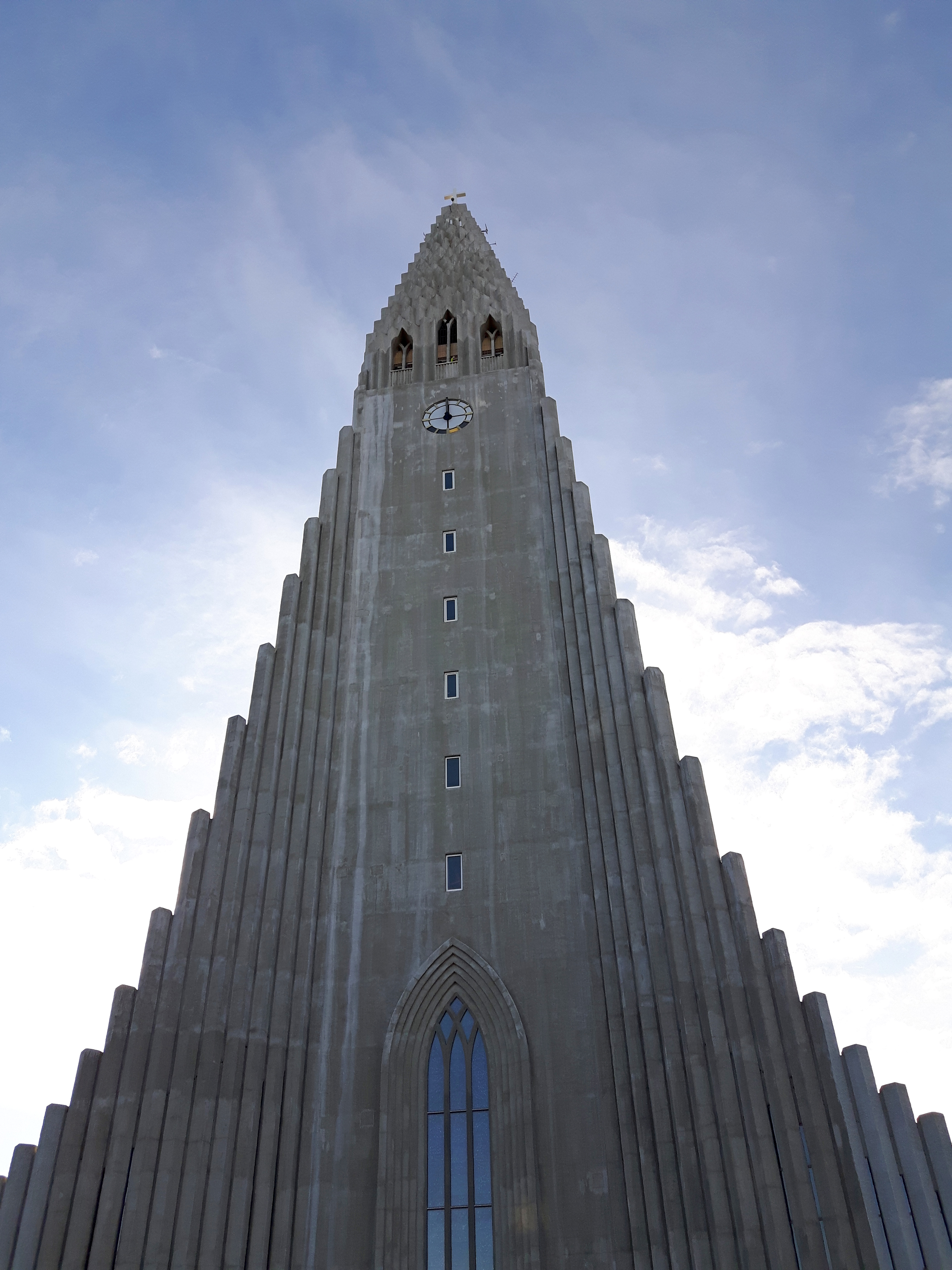 Hallgrímskirkja_Reykjavik_Iceland