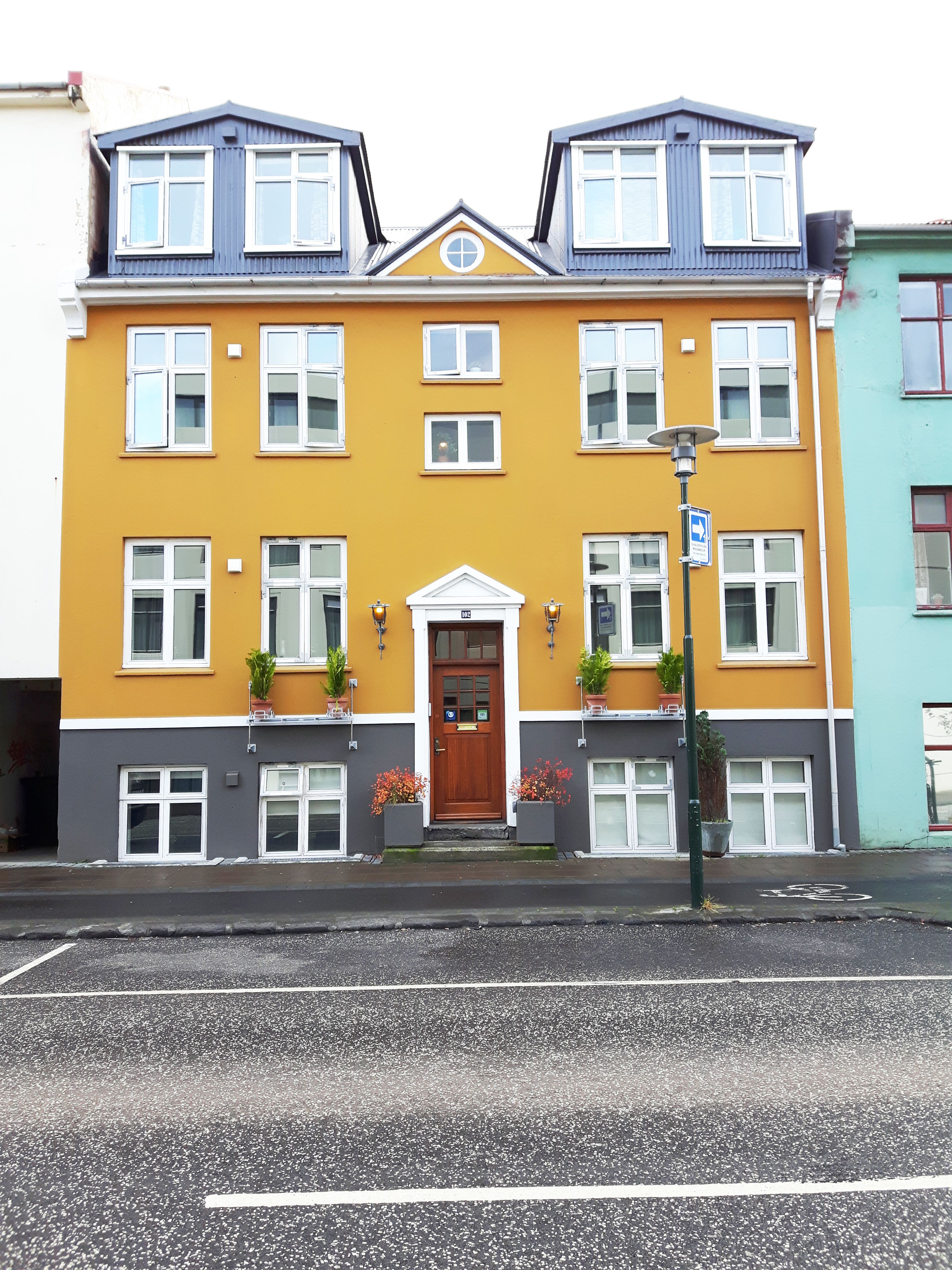 Colourful_Streets_of_Reykjavik_Iceland