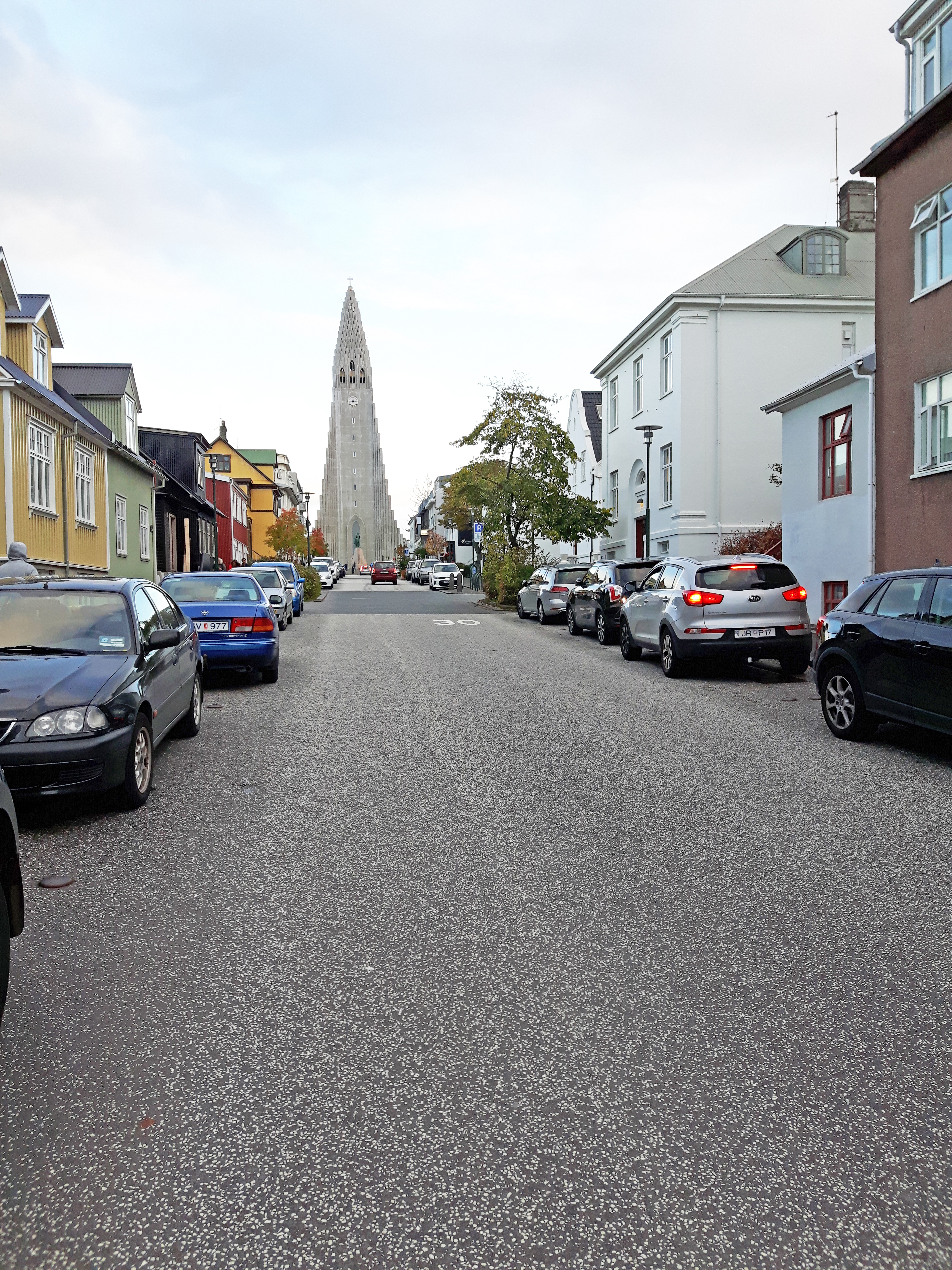 Streets_of_Reykjavik_Iceland