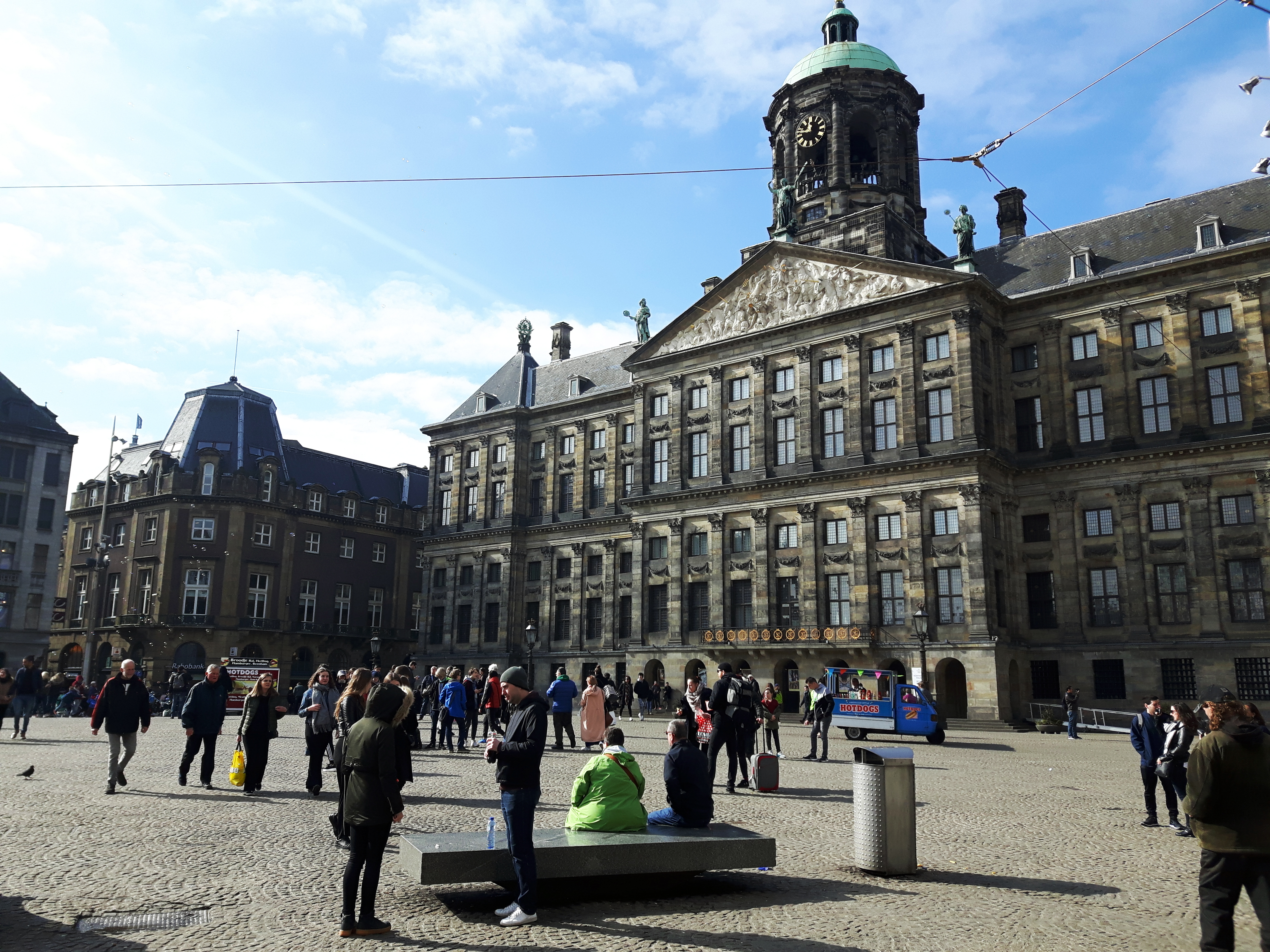 Oude_Zidje_Dam_Square_Amsterdam_Netherlands