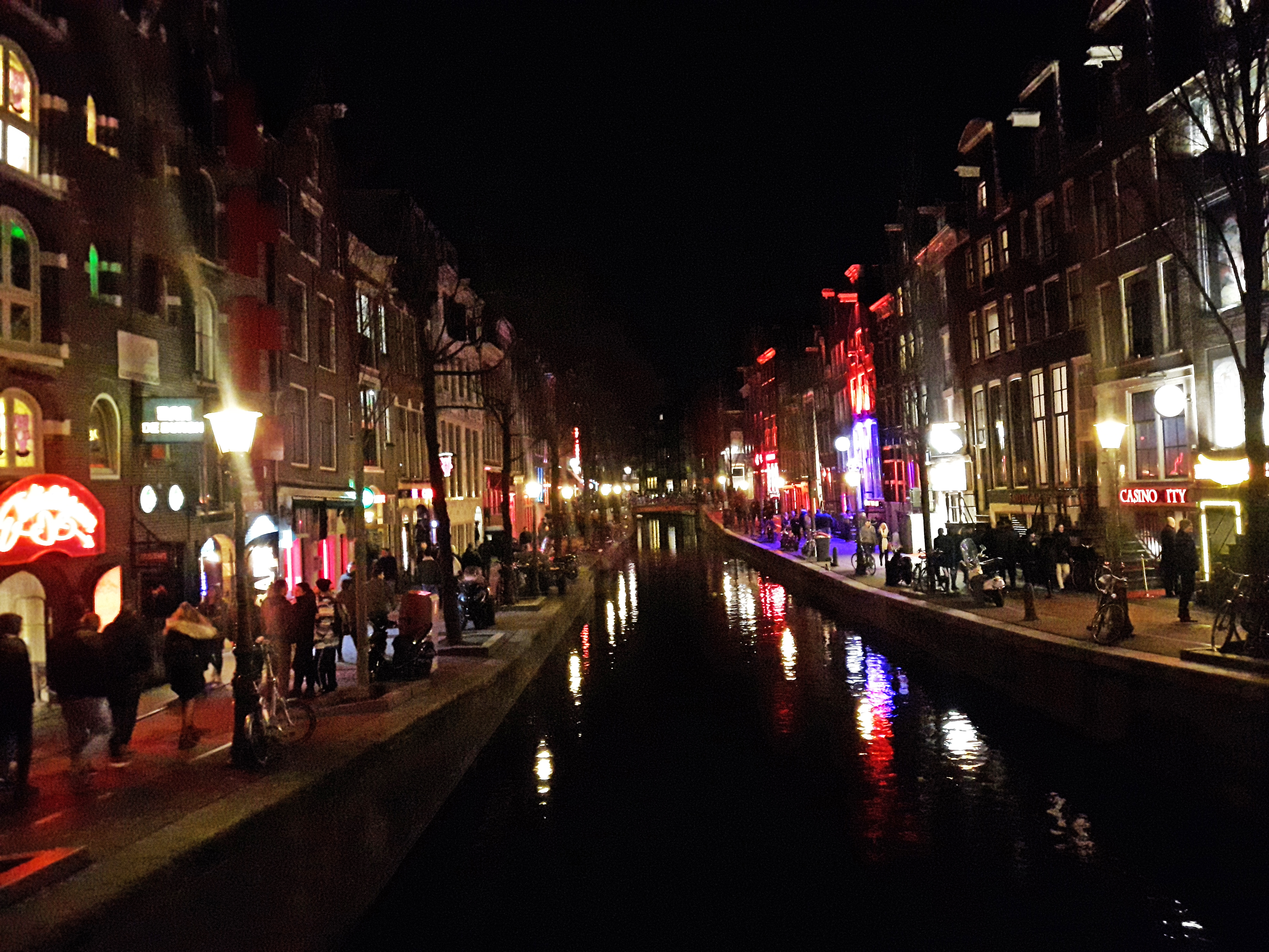 Red_Light_District_Amsterdam_Netherlands