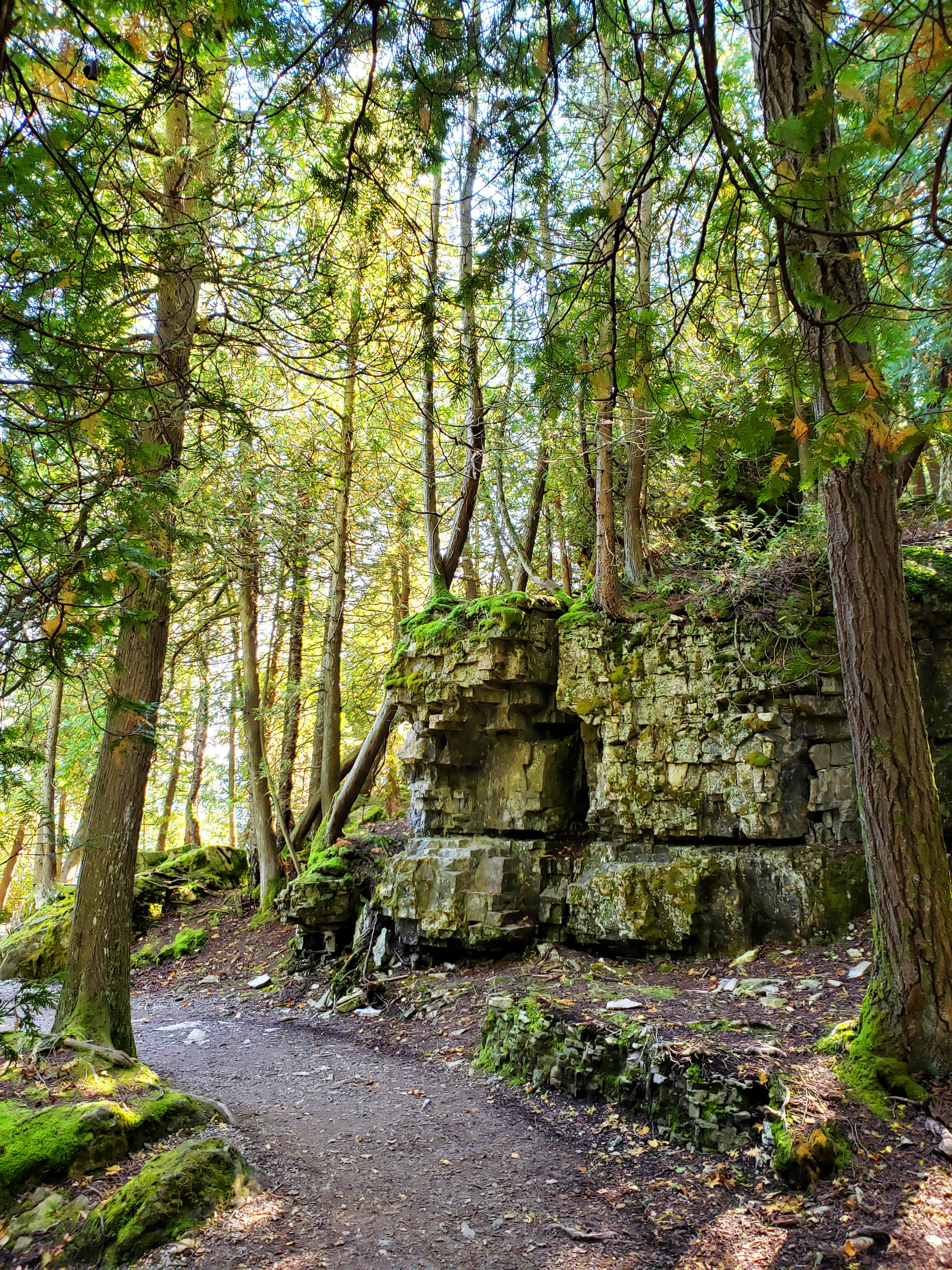 What To See & Do While Visiting Tobermory, Ontario, Canada