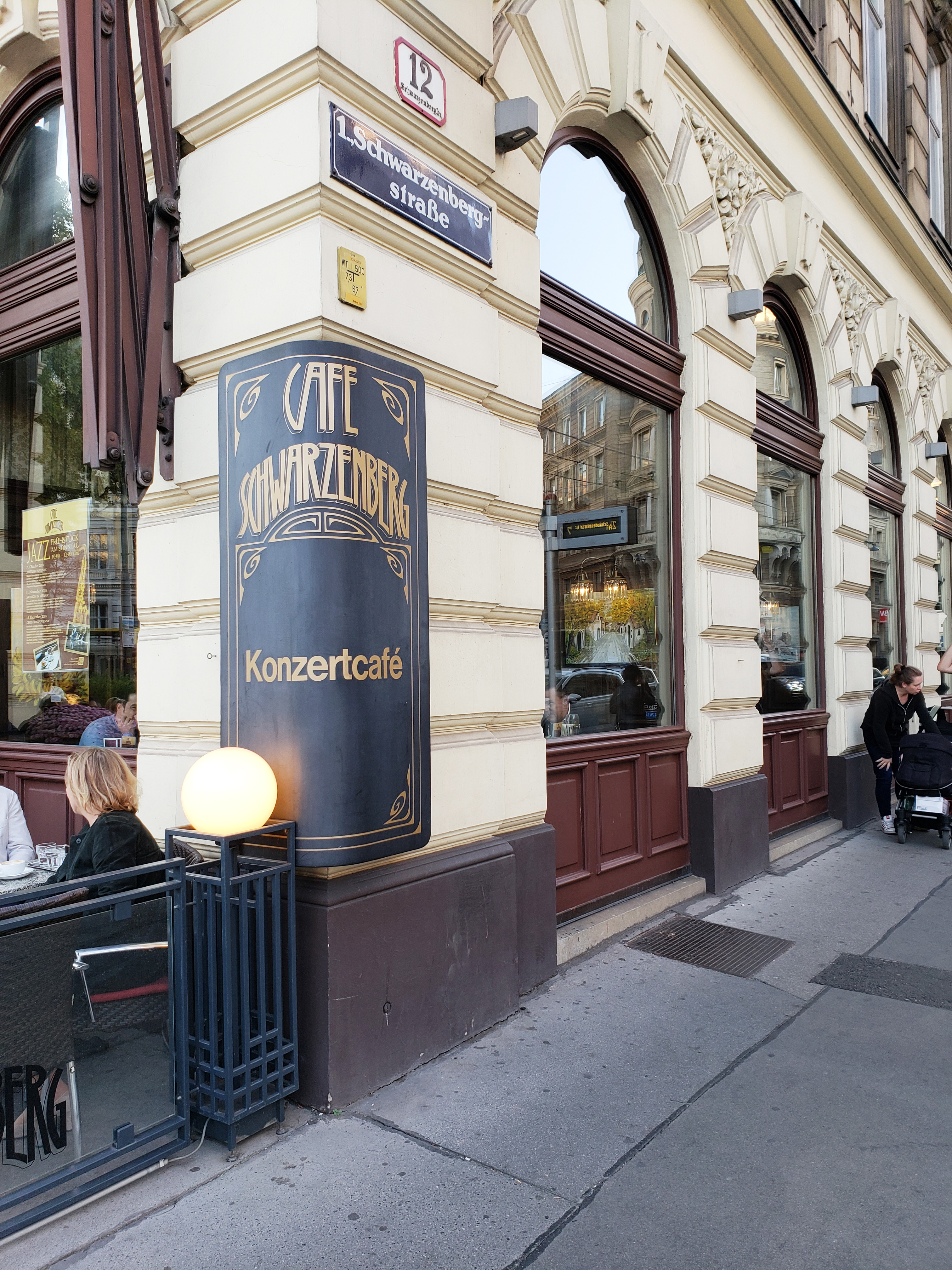 Visiting_A_Traditional_Austrian_Coffee_House