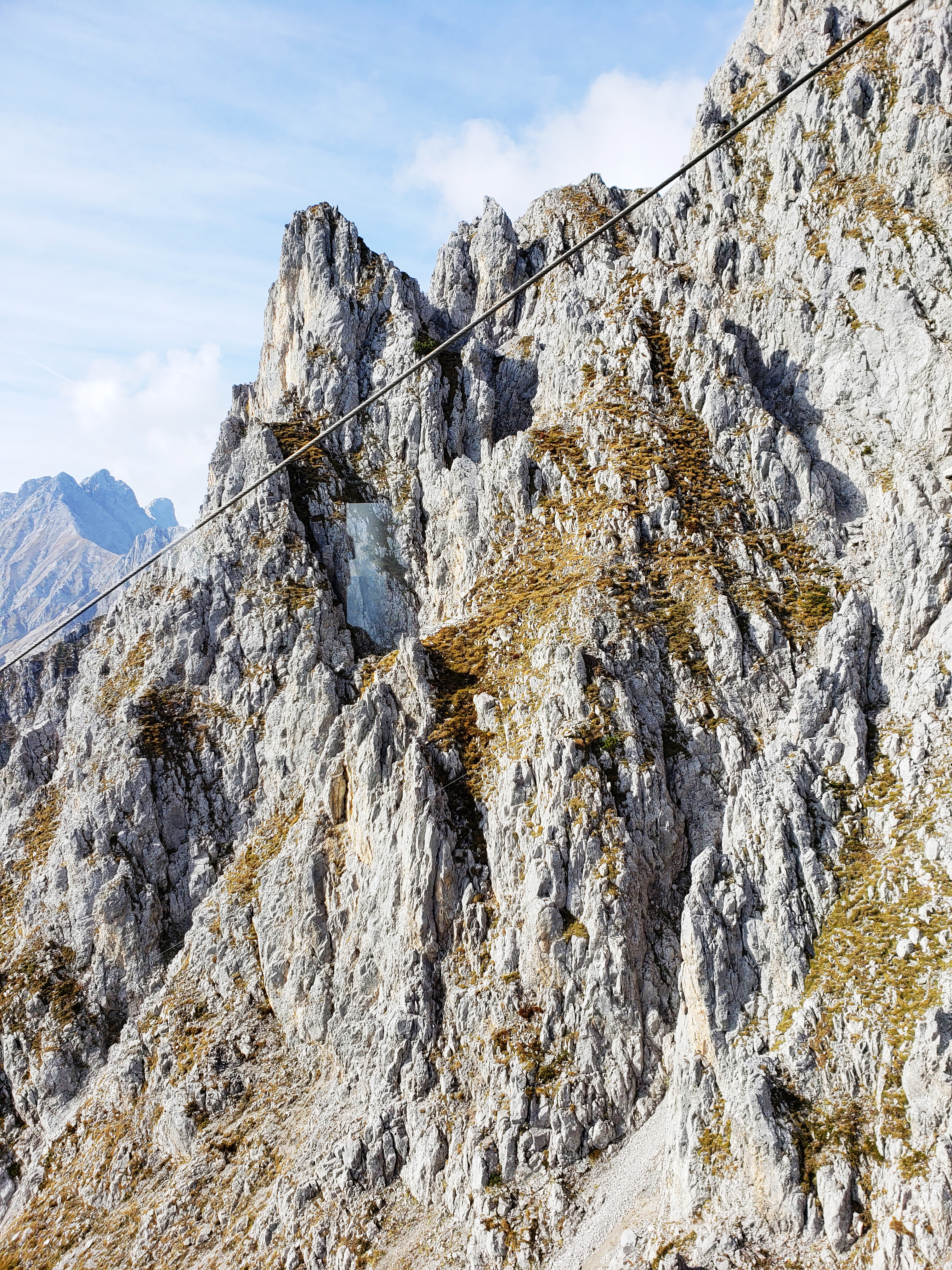 Riding_The_Innsbruck_Cable_Car - A_Guide_To_The_Nordkettenbahnen