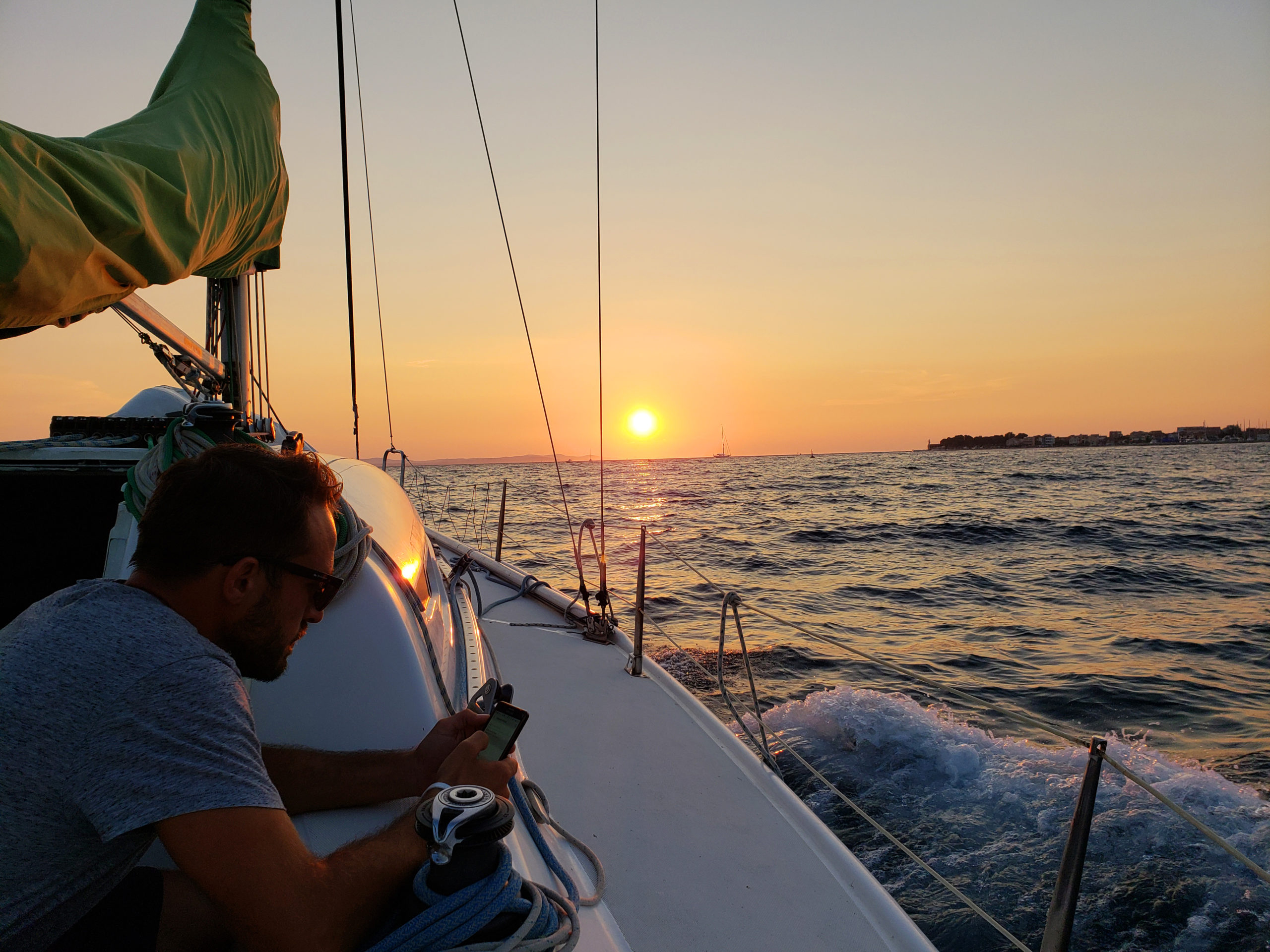 How To Meet People While Travelling Solo