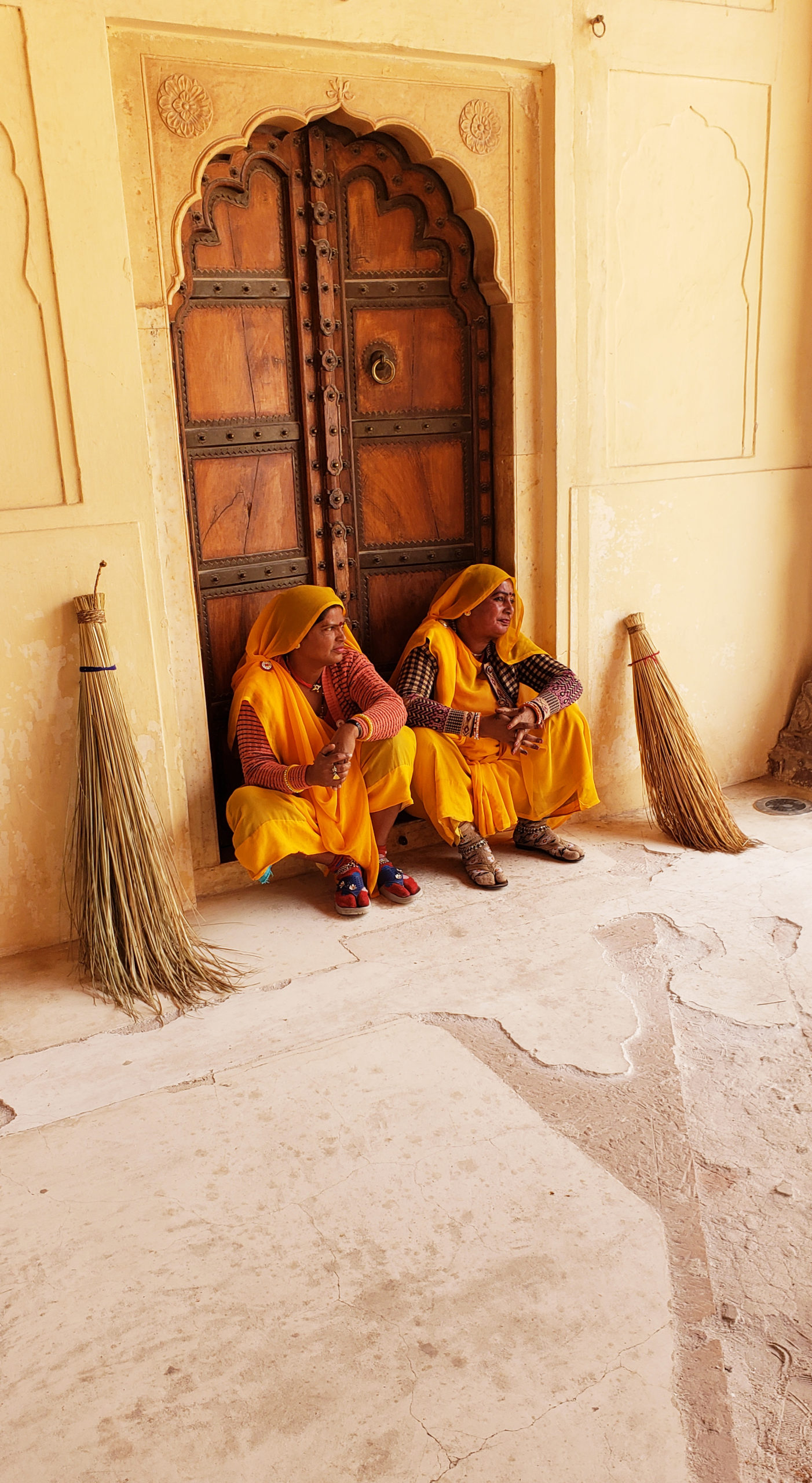 Cultural Do's & Don'ts While Visiting India