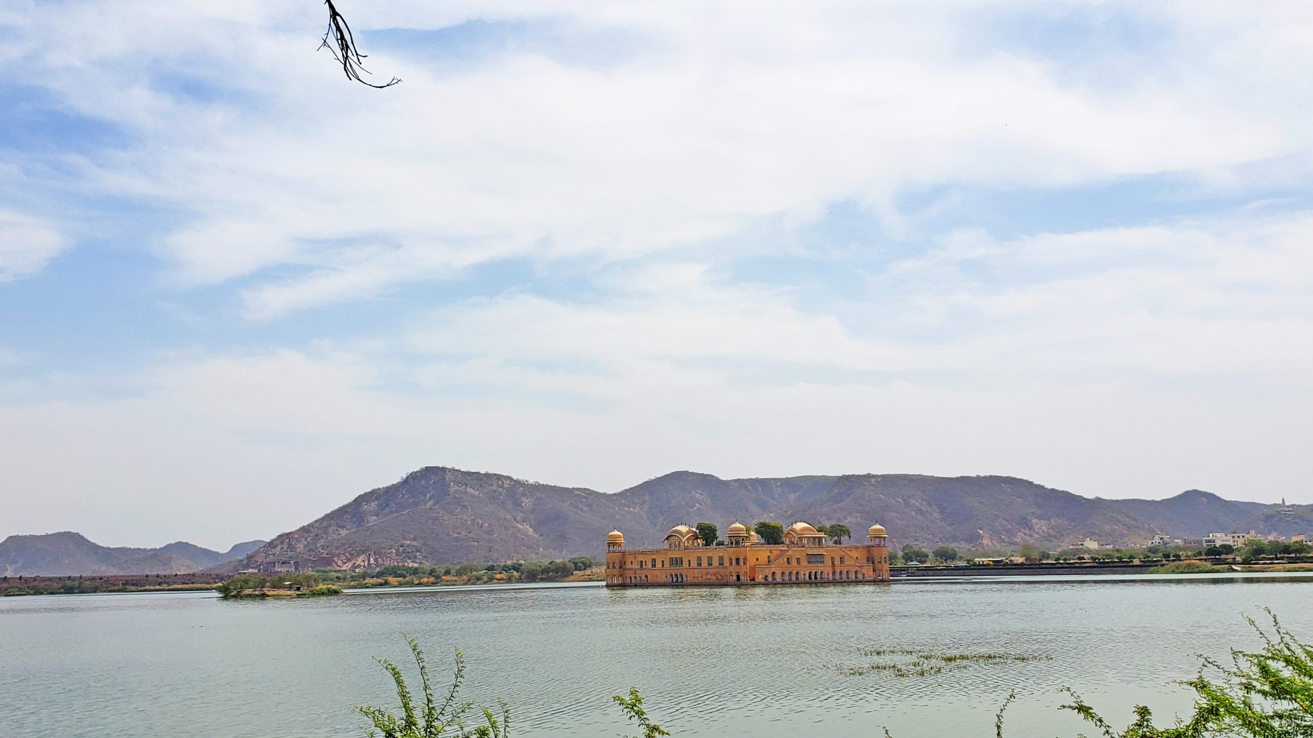 Cultural Do's & Don'ts While Visiting India