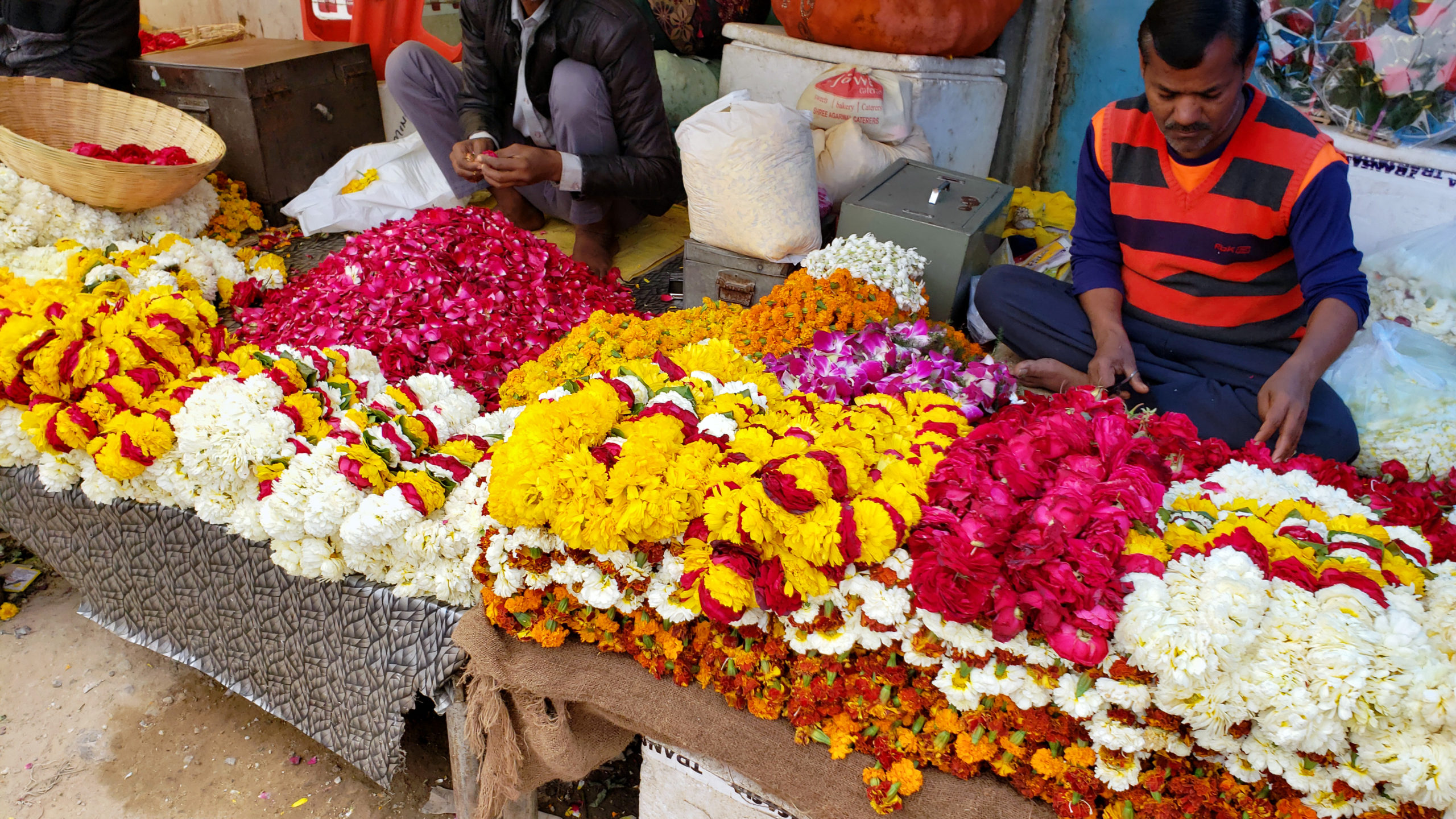 Cultural Do's & Don'ts While Visiting India