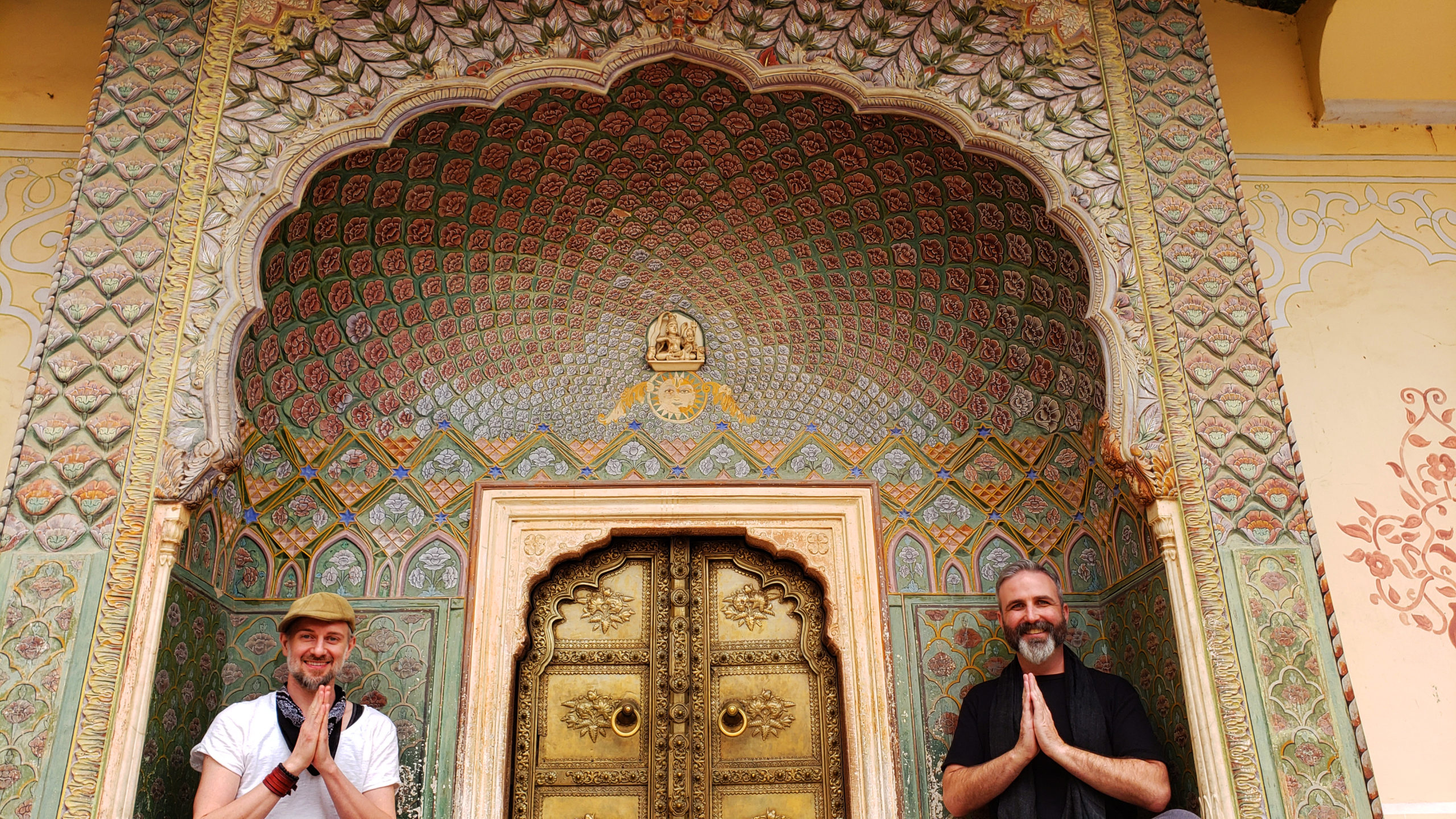 Cultural Do's & Don'ts While Visiting India